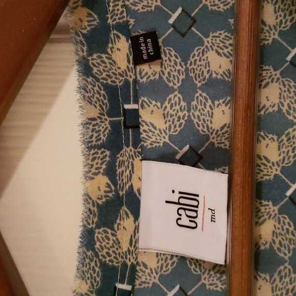 Cabi Jade Leaf Print Top - Picture 12 of 14